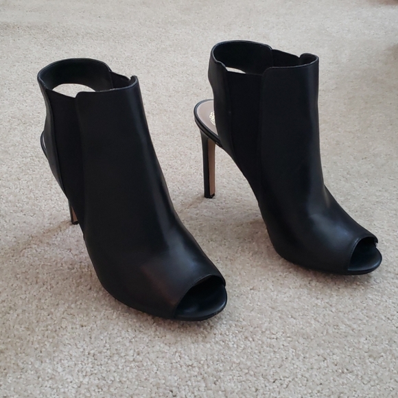 Leather open toe ankle bootie - Picture 2 of 4